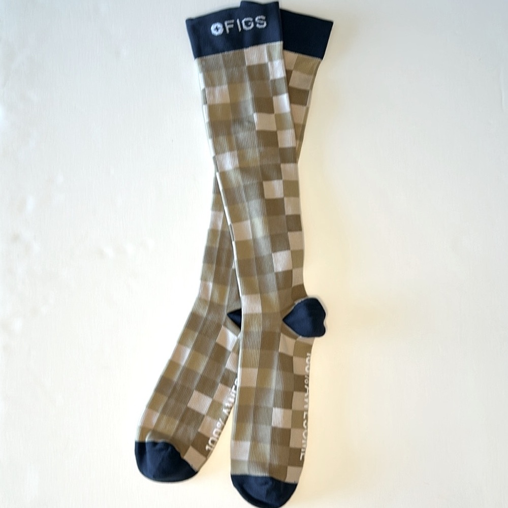 FIGS New Checks Compression Socks 100% AWESOME Small Tan Navy Blue White